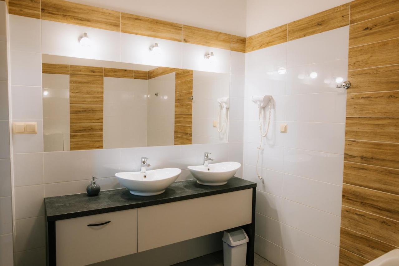 Kasztelan Hotel ครอสโน ภายนอก รูปภาพ